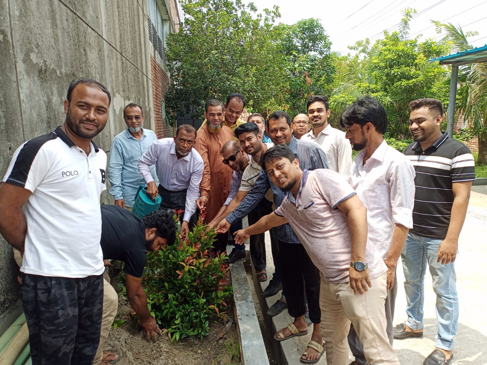“দূষণ নিয়ন্ত্রণ ও সবুজ শিল্পায়নে সচেতনতা” বিষয়ক আলোচনা সভা